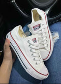 Zapatilla Clásica Blanca.